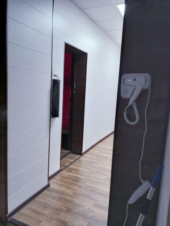 Hostel 777 Vokzal Kiev Luaran gambar
